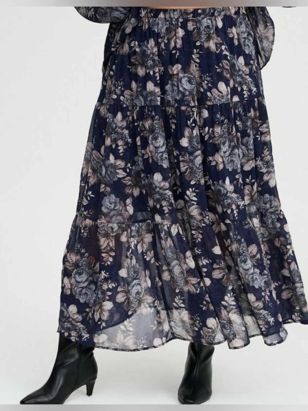 Torrid Floral Navy  Tiered Chiffon Maxi Skirt - Size 0X - NWT!
